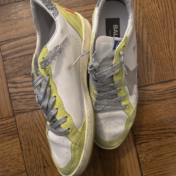  Sneakers. Worn twice. Euro size 41